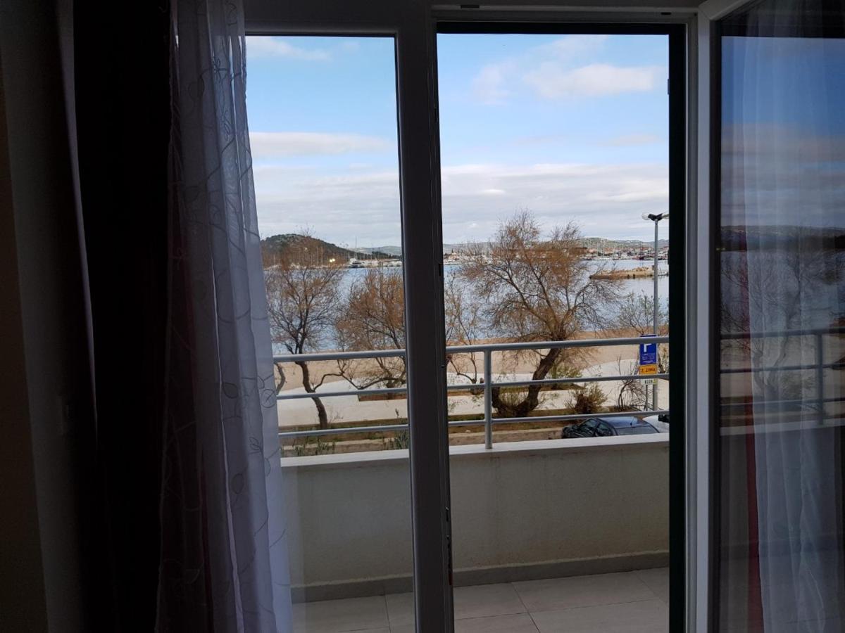 Beach Apartment Ana With Sea View, Balcony, Garden & Bbq, Murter - Dalmatia Εξωτερικό φωτογραφία