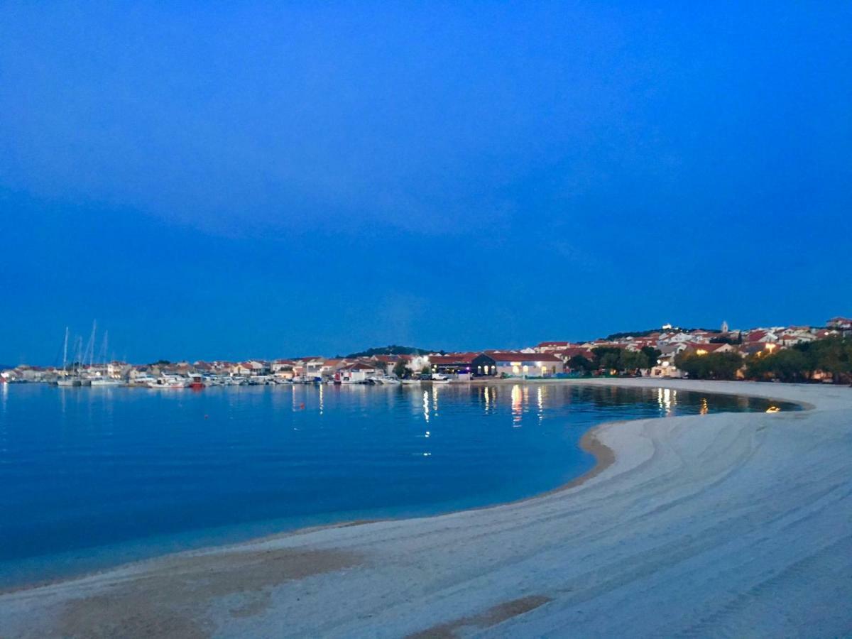 Beach Apartment Ana With Sea View, Balcony, Garden & Bbq, Murter - Dalmatia Εξωτερικό φωτογραφία